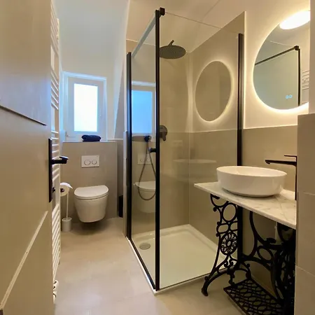 Winzereck - 4 Sterne In Der Suedpfalz Ranschbach