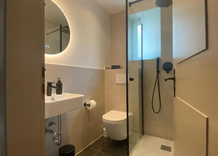 Winzereck - 4 Sterne In Der Suedpfalz *