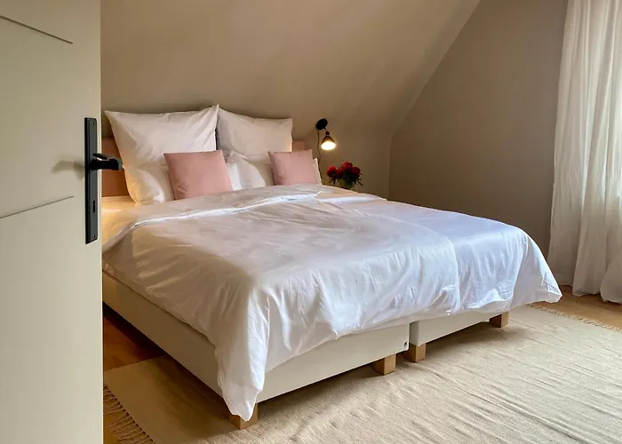 Winzereck - 4 Sterne In Der Suedpfalz Ranschbach